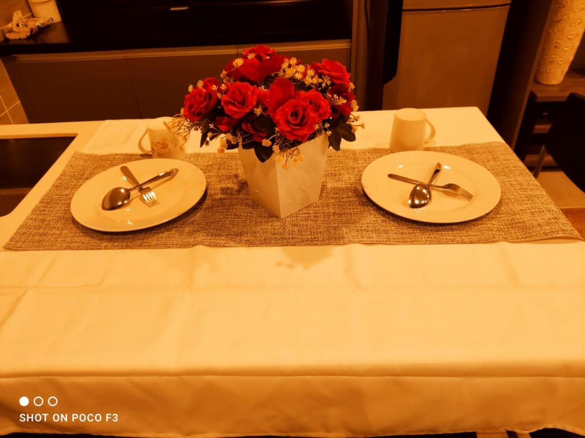 Cozy Unit- Bell Suites- Horizon Suites- Wifi- Netflix- Parking Swimming Pool- Klia Sepang Esterno foto
