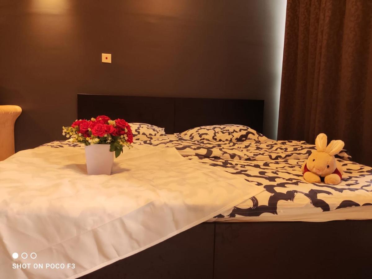 Cozy Unit- Bell Suites- Horizon Suites- Wifi- Netflix- Parking Swimming Pool- Klia Sepang Esterno foto