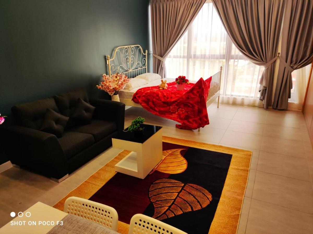 Cozy Unit- Bell Suites- Horizon Suites- Wifi- Netflix- Parking Swimming Pool- Klia Sepang Esterno foto